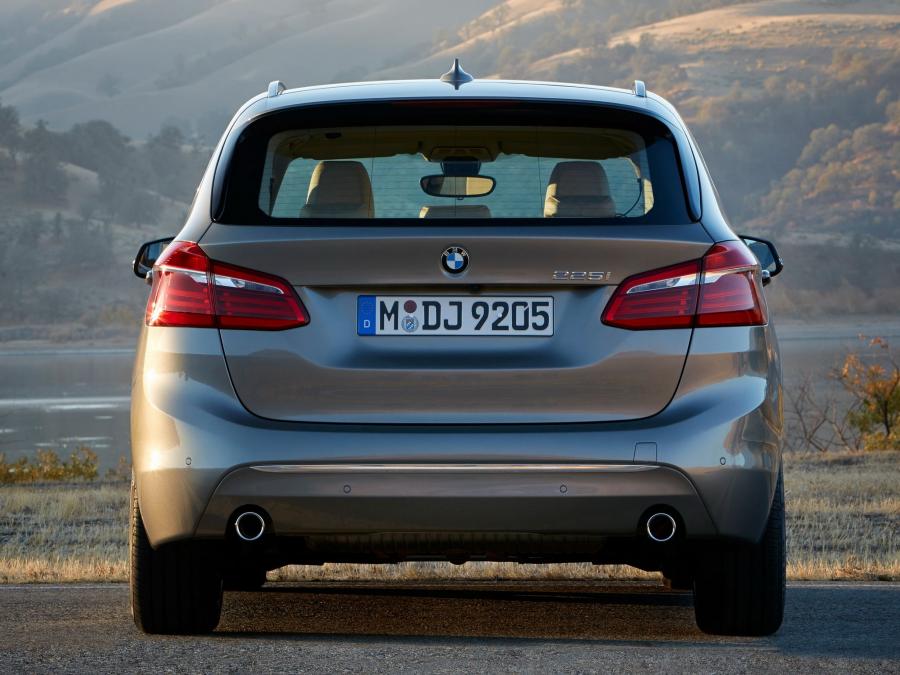  BMW 225i Active Tourer 2014 года  (фото 5 из 30)